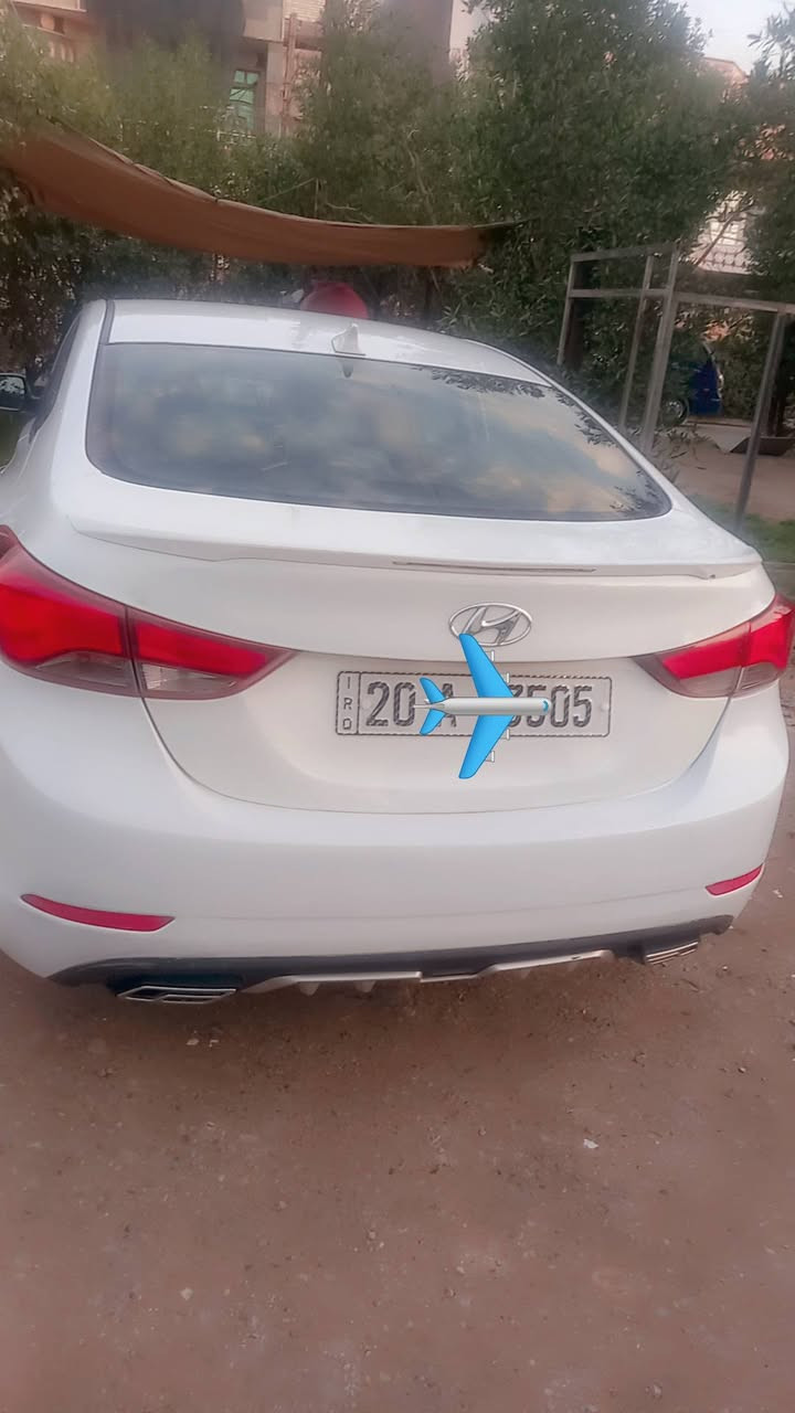 السلام عليكم
#النترا ٢٠١٥ وارد أمريكي حادث قبق جنطة نفسة بدون تبديل ليبل واحد بأسمي السونار مرفق بالصور 

العنوان/ بغداد 
موبايل /*********** 

السعر ١١٥ورقة
