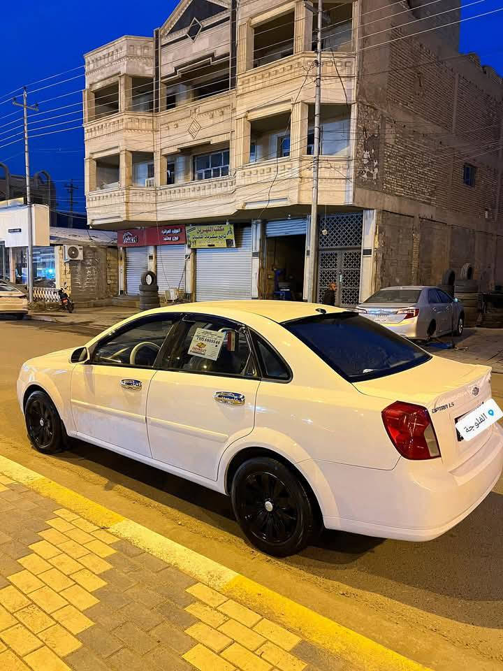 السلام عليكم
اوبترا موديل 2012

كير محرك تبريد شرط 

صبغ قطعتين بدون دواخل 

79 ورقه  

اتصال ***********

مكانها الفلوجه الانبار
رقم انبار جديد
