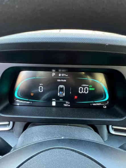 النترا هايبرد ٢٠٢٥ سياره جديده وارد امريكا السياره رقم بغداد ماشيه ٧ آلاف ميل للبيع بسعر ١٥٥ تبديل بنيد فقط للاتصال ***********
