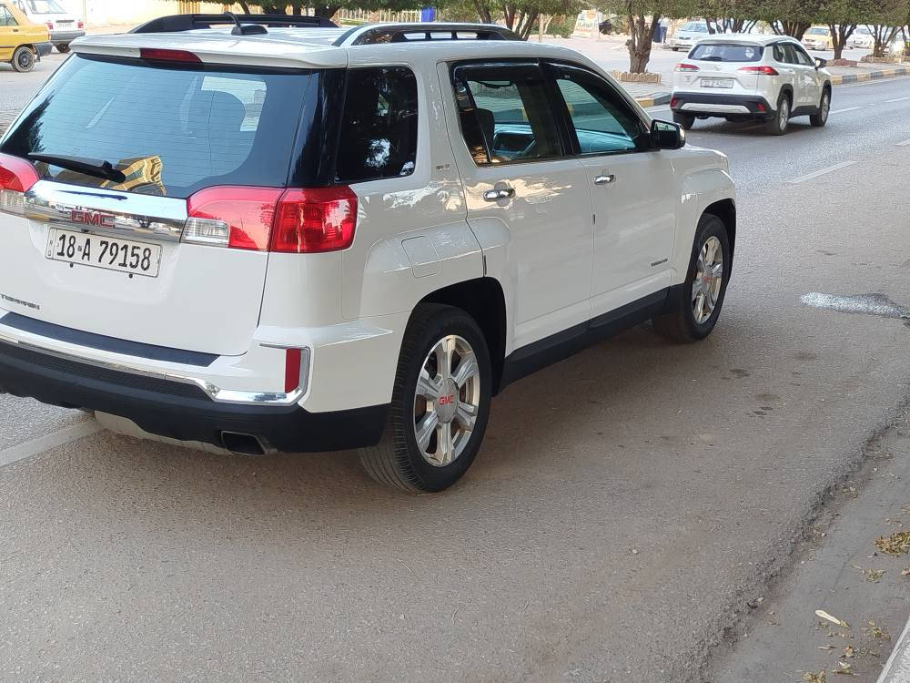 سلام عليكم للبيع جمسي تيران موديل 2016 وارد خليجي مكفولة كفاله عامه مكينه 6 سلندر كير مكينه حداديه تخم تاير تبريد مواصفات تحكم ستيرن شاشه كامره جاهز ماعوزه اي شي عنوان كربلاء السعر 120 بيه مجال *********** كربلاء, العراق
