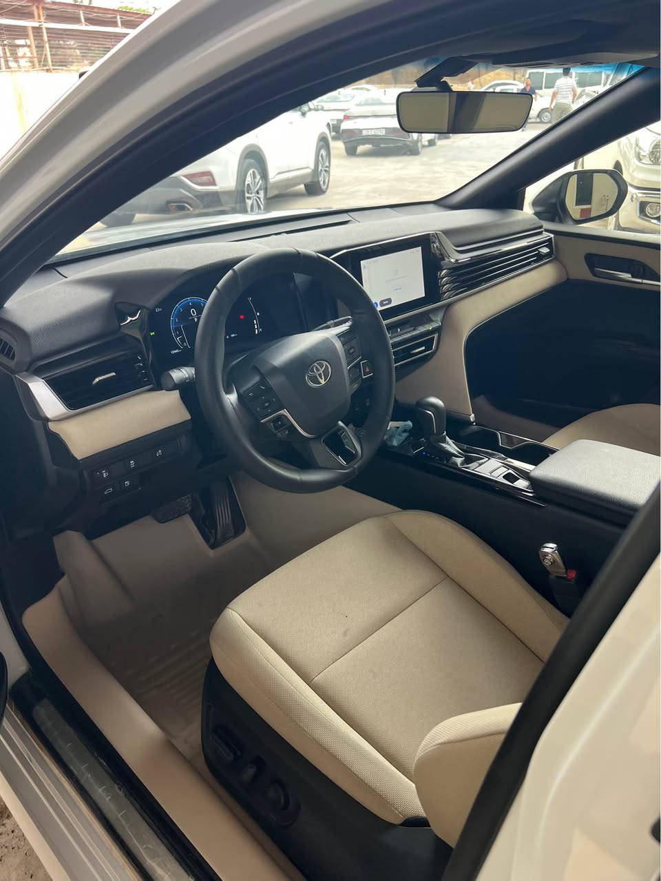 Toyota camry 2025 LE 12.000 Km✅
***********📞
کامری ٢٠٢٥
تەنها ١٢.هەزار کم ڕۆشتووە
سفری شەریکەی ساز ضمان
دەعامی بۆ دەعامی بەشەرت
بەصمە
سڵایت 
کوشن کارەبا
حاسەی پێش و دوا
شاشە و کامێرا
لایت لید و زینۆن
زۆر مواصفاتی تر
تکایە مشتەری نیت پەیوەندی مەکە سوپاس
*********** السليمانية, العراق
