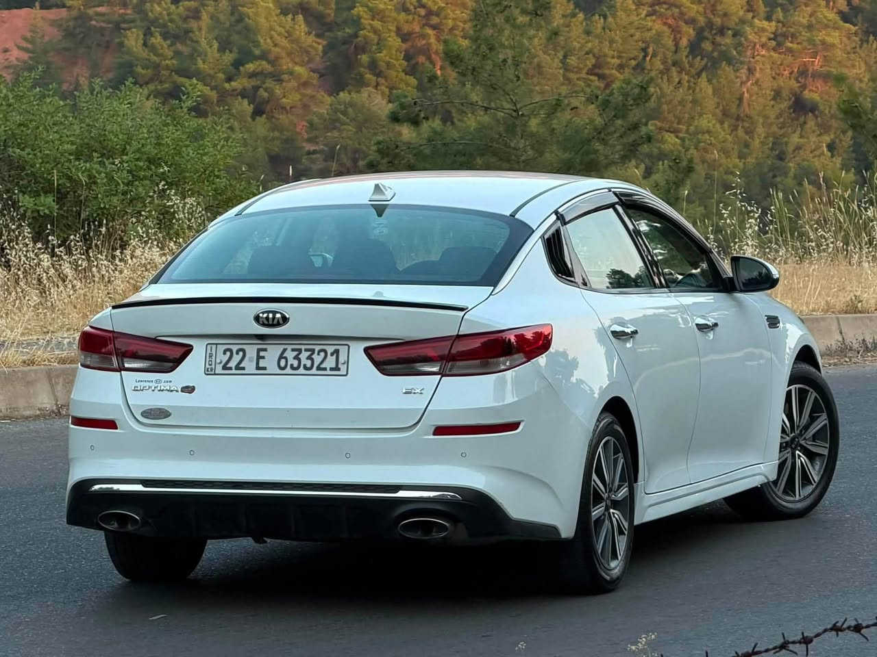 Kia Optima 2019 EX

صبغ فقط مكان الرقم الخلفي + باب خلفي بدون دواخل

ايرباكات سليمة بجم كبس // صور حادث مرفقه مع الصور
ماشيه 49 الف فقط حقيقي

محرك 1600 توربو وضع شركة مامفتوح

مواصفات السياره .. بصمة تشغيل .. بصمة ابواب .. دخول ذكي .. صندوك جلاق .. رادار امامي .. رادار جانبي .. رادار خلفي .. قياده ذاتيه .. شاشة جبيره .. كاميرا دواره .. كشنات جلد .. كشنات كهرباء .. كشنات هيتر .. انظم قياده . فول تحكمات سترين .. تبريد ثلج وقطعتين .. كروز سرعه .. مري كهرباء .. لايتات ليد .. لايتات زينون عالي ناصي .. بك لايتات ليد .. حساسات خلفيه .. ويلكب كروم بلاد .. مري اشاير .. 

السياره كلها وضع شركة بدون نقص بدون عيوب وموجود سونار

السعر جدا مناسب ((  135 )) ومجال
***********
*********** دهوك, العراق


**إذا كنت صاحب هذا الإعلان وتريد حذفه لأي سبب، رجاءا أرسل رسالة إلى الدعم الفني**