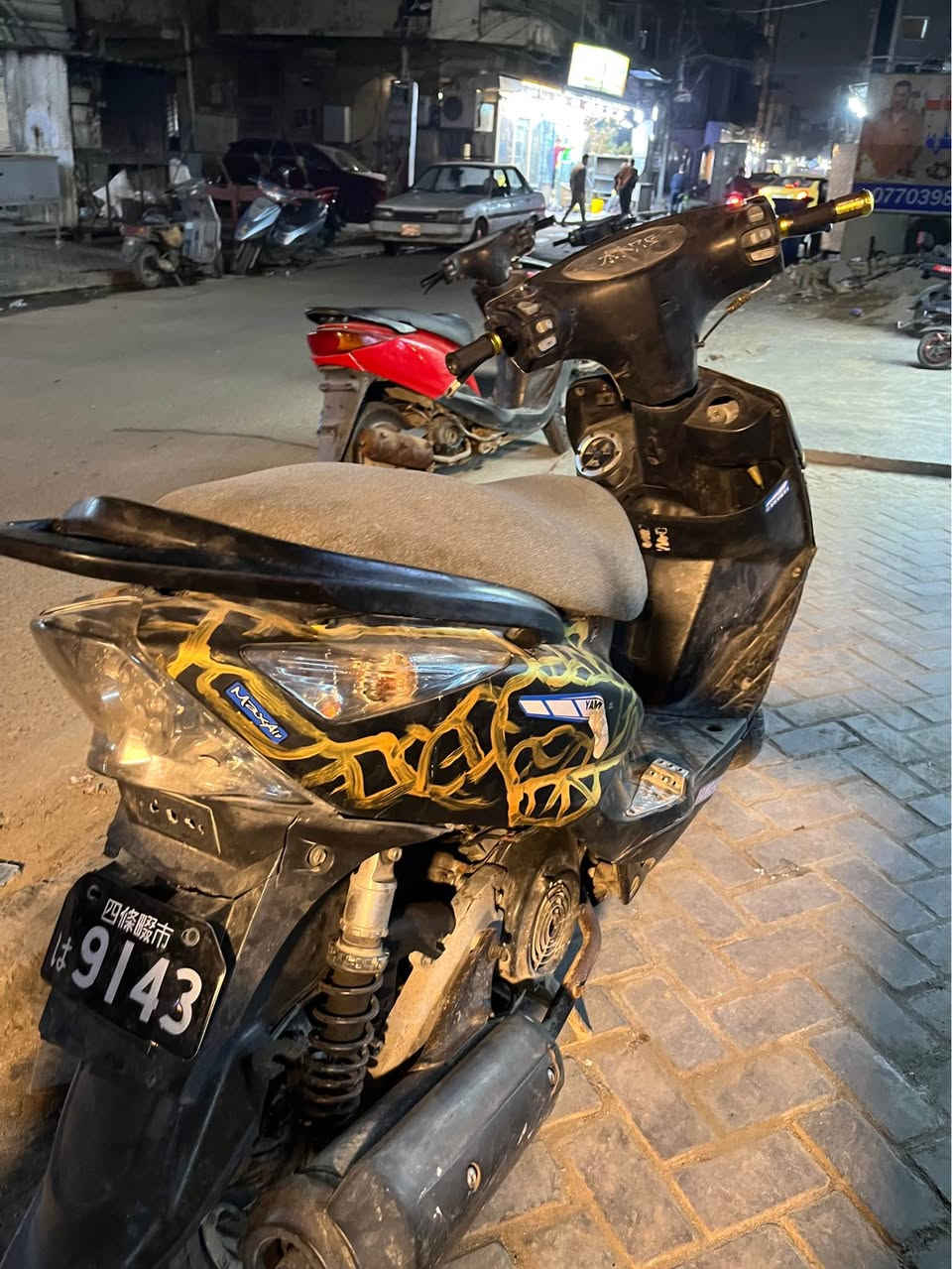 سلام عليكم. ثعلب جي تي ار. دراجه. فول.   تجفيت. جديد.    مكينه خرسه. خرسه.   دراجه كامله مكمله.  نقصه كتف مال اشاره. وراجز السلف  بي طركعه.   كامله. الدراجه.   بيه مجال بغداد الاعظميه *********** بغداد, العراق
