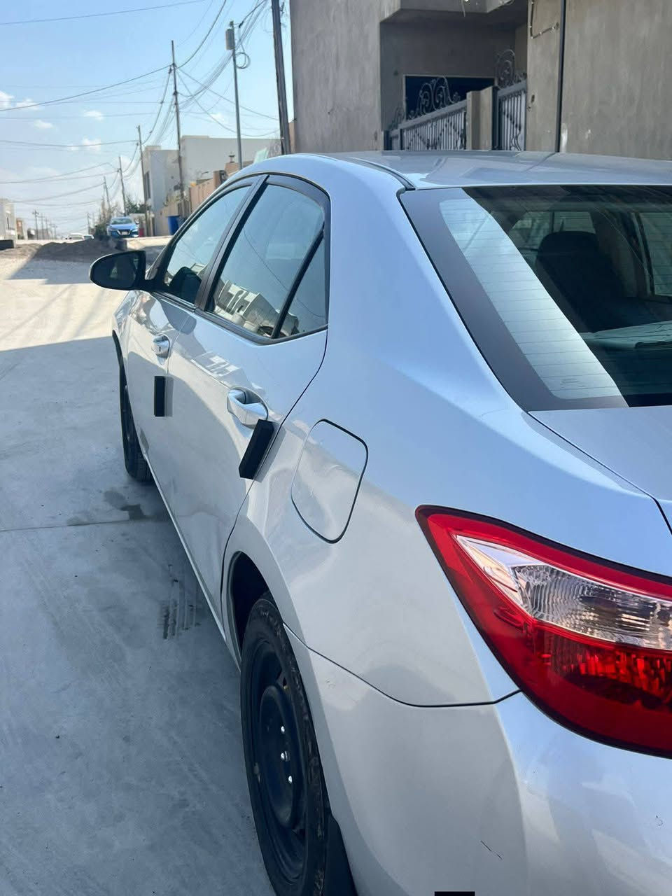 السلام عليكم
كورلا للبيع موديل 2017
وارد كندي بچم كبس
مواصفات.LE
السياره كلين ماعده مكانين بارد 
تخم تاير جديد صدر خير من الله
السياره حيل جاهزه بس تشغل و تمشي
مكاني كركوك 
السعر 150 و بيها مجال قليل 
خاص ما اجاوب اتصل.***********
