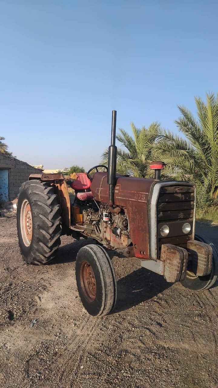 فوركسن ٢٧٥ ام اساعه موديل ١٩٨١ بغداد رقم وسنويه بدون تحويل استيرن باور معى معدات فدان تركي وخرماشه وديجر السعر١٣ مليون عنوان بغداد الرضوانيه رقم تلفون ***********
