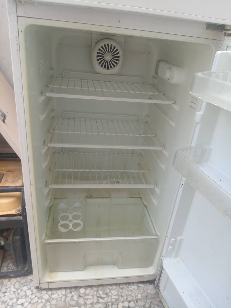 السلام عليكم ثلاجه نظيفه نوعيتها زينه مو صيني هارتلك تركي شرط التجميد المكان نجف حي الجزيره السعر 125 وبيها مجال بسيط


**إذا كنت صاحب هذا الإعلان وتريد حذفه لأي سبب، رجاءا أرسل رسالة إلى الدعم الفني**