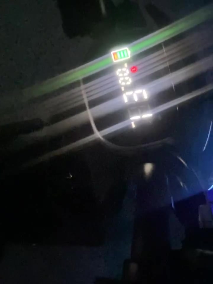 مرحبا دراجه نوع ريان
1بطاريات جديده 
2تايرات جديده 
3اشاير الايت عالي ناصب 
4هورن عالي
5شاشه 
6دراجه 3سرع 
7بصمه وسويج 
8شاحنه وياها الاصليه 
9بريك حساس 
10خاليه من الكسور او فطور جاملغات كامله 
سعر 250الف 
مكاني بغداد الحسينيه الراشديه مراسله والاستفسار واتساب ***********
