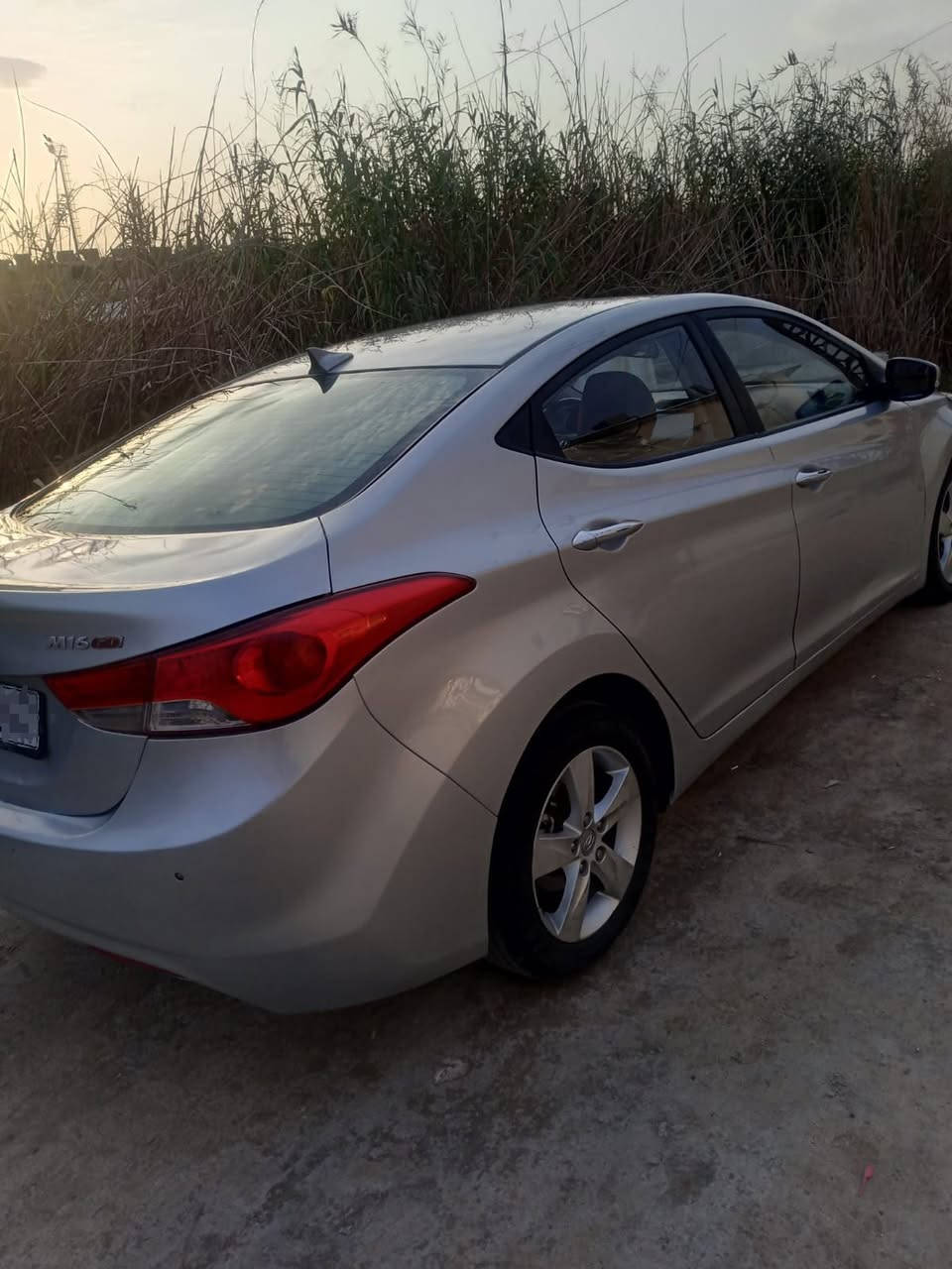 السلام عليكم ورحمه الله وبركاته سياره اداوت الإنتر 14مكينه 1600جي سياره جاهزة مكينه جديده بدي جديد حداده جديده كير جاهزة من كل شئ المكان بصره معقل السعر 47وبيه مجال لشراي ***********
