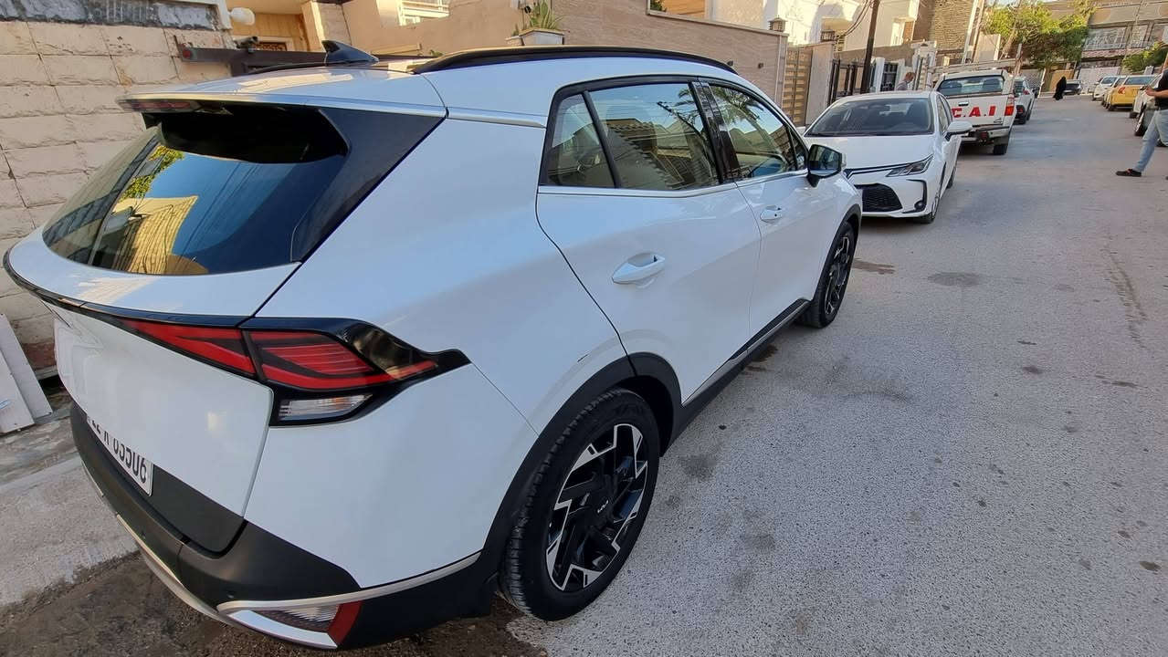 السلام عليكم للبيع كيا سبورتج موديل 2024
خليجية مكفولة من كلشي عدا ضربه بالجاملخ مصلح بي بي اف وتكحيل والجاملغ الثاني بي شخط خفيف وشوية فطر بالجامة الامامية موضحات بالصور

السيارة وضع  الشركة استخدام شخصي 

ماشية ٣٣ الف كيلو

السيارة رقم اربيل بسمي شرط التحويل

فول مواصفات 

السيارة بانوراما 

كشنات مخمل والاماميات كهرباء

صندوق كهرباء

كشنات تدفئة ستيرن تدفئة

بصمة ابواب وتشغيل 

كامرة دوارة

اريل افديشن

تحكم مقود جهتين

لد امامي خلفي 

مود درايف وايكو

قطعتين تبريد

شاحن واير ليس

حساس خلفي امامي

ويل كب 19

5 ويل كب

اشاير بل مري ومري شفط

سايد بريك بصمة 

السعر 220 وبيها مجال

العنوان بغداد السيدية

***********
