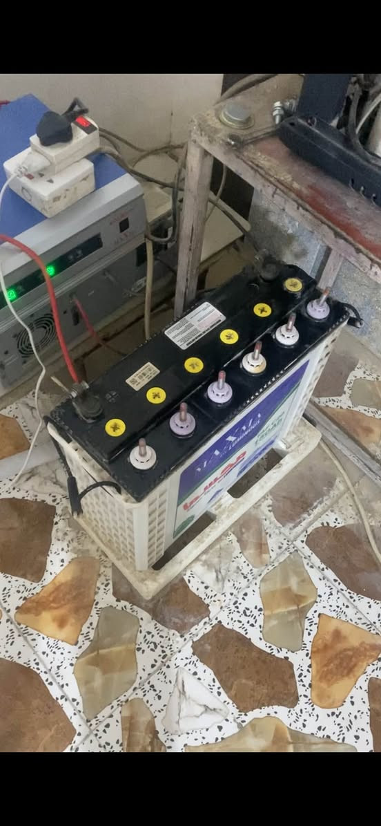 برج 21 متر لبيع بعد شغل اربع سكترات عدد 4 ubnt OM عدد1 912 عدد 2 بطاريه جديد عاكسه جديد العنوان لانبار ***********
