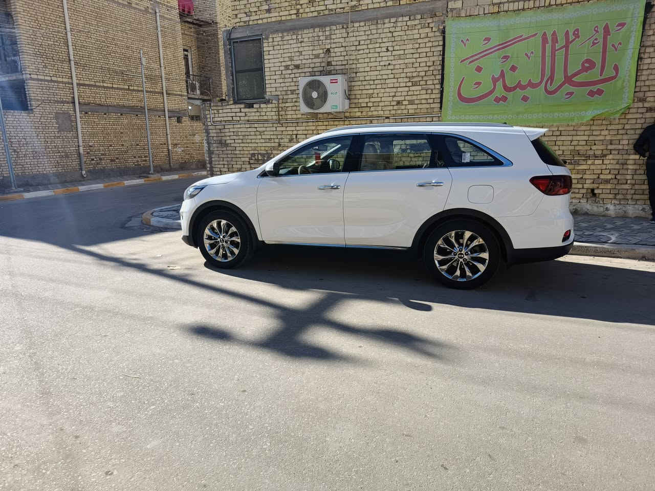 السلام عليكم سورنتو19 خليجي كفاله عامه ابيعلك عل سونار رقم بصره جديد انكليزي بسمي السياره تخم تاير هسه شاده حداديه جديده عليه ادامه عامه دوشمه جديده السياره نص فول جديده ماشيه 100الف السعر 265مكان السياره ميسان الاستفسار ***********
