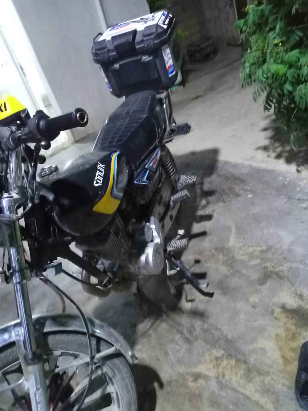 دراجة نارية للبيع سونك للبيع سيفان 25 150cc خلل بسيط في الكهربائيات والجوزة مال السويج السعر 750 الف قفلة مكاني ديالى دلي عباس شروين