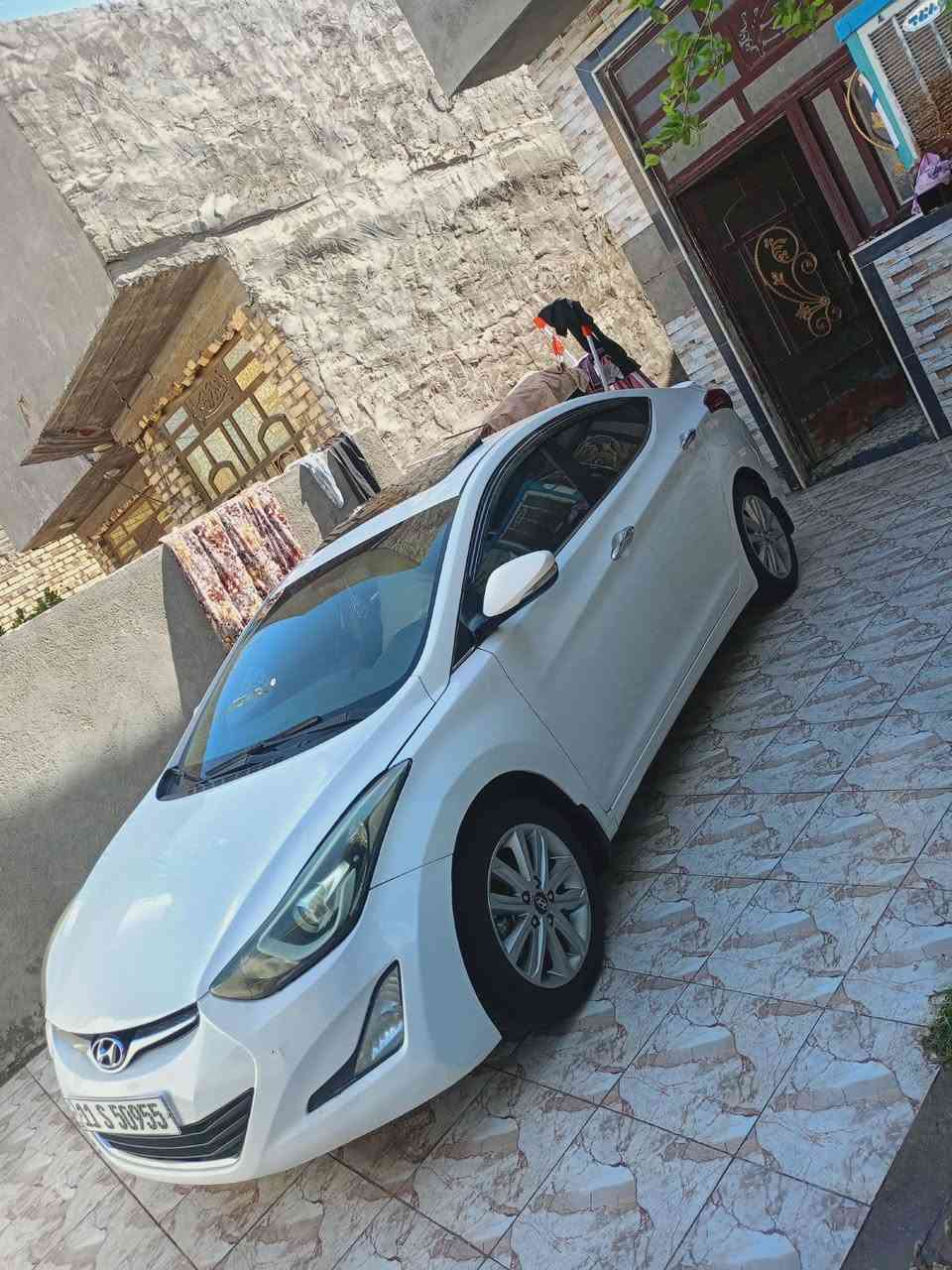 سلام عليكم النترا موديل 2015 خليجي فول مواصفات بيه داير خلفي بدون دواخل والباقي مكفول مكينة 1800 دوش وجاهزه من كير ومكينه وحديه وتبريد وتخم تاير رقم بغداد انكليزي بسمي السعر 118 وبيه مجال قليل العنوان بابل مركز مدينة ***********
