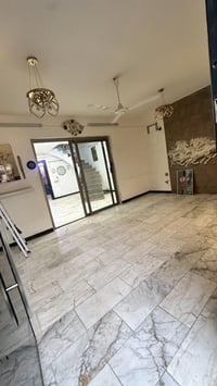 #للإيجار طابق ثاني معزول دوبلكس 150 متر #اليرموك الحمراء  يحتوي   ع صا...