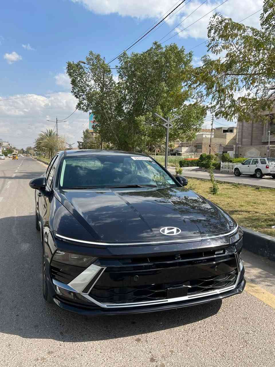السلام عليكم سوناتا موديل 24 هايبرد شهداء مرقم كامل بغداد السياره كلين بيها طخه على كد اصبعين براس الجاملغ حتى ممكحله لون فيلي غامض او بيتنجاني ماشيه 14ميل فول عدى البنراما السعر (180) بيها مجال قليل الاتصال متواجد على الواتساب
***********
