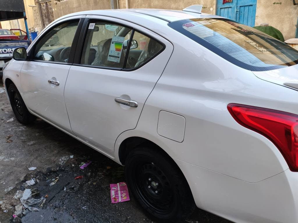 السلام عليكم 
نيسان هندي مديل 2025 زيرو ماشيه 400 يعني بعدهه ما صايرة الف كفاله عامه من الزلغ ...وكاله مجانيه
مراوس فقط .. ب النترا 2025 تجميع مراوس فقط.  هاتف *********** مكان السياره بصره البصرة, العراق
