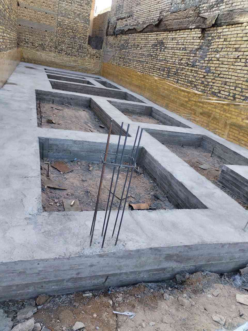أحد أعمالنا لدار بمساحه ١٣٠ مركز الناصريه اشراف وتنفيذ علي النجار وكادره المختص لنجاره والتسليح والصب ها ***********

