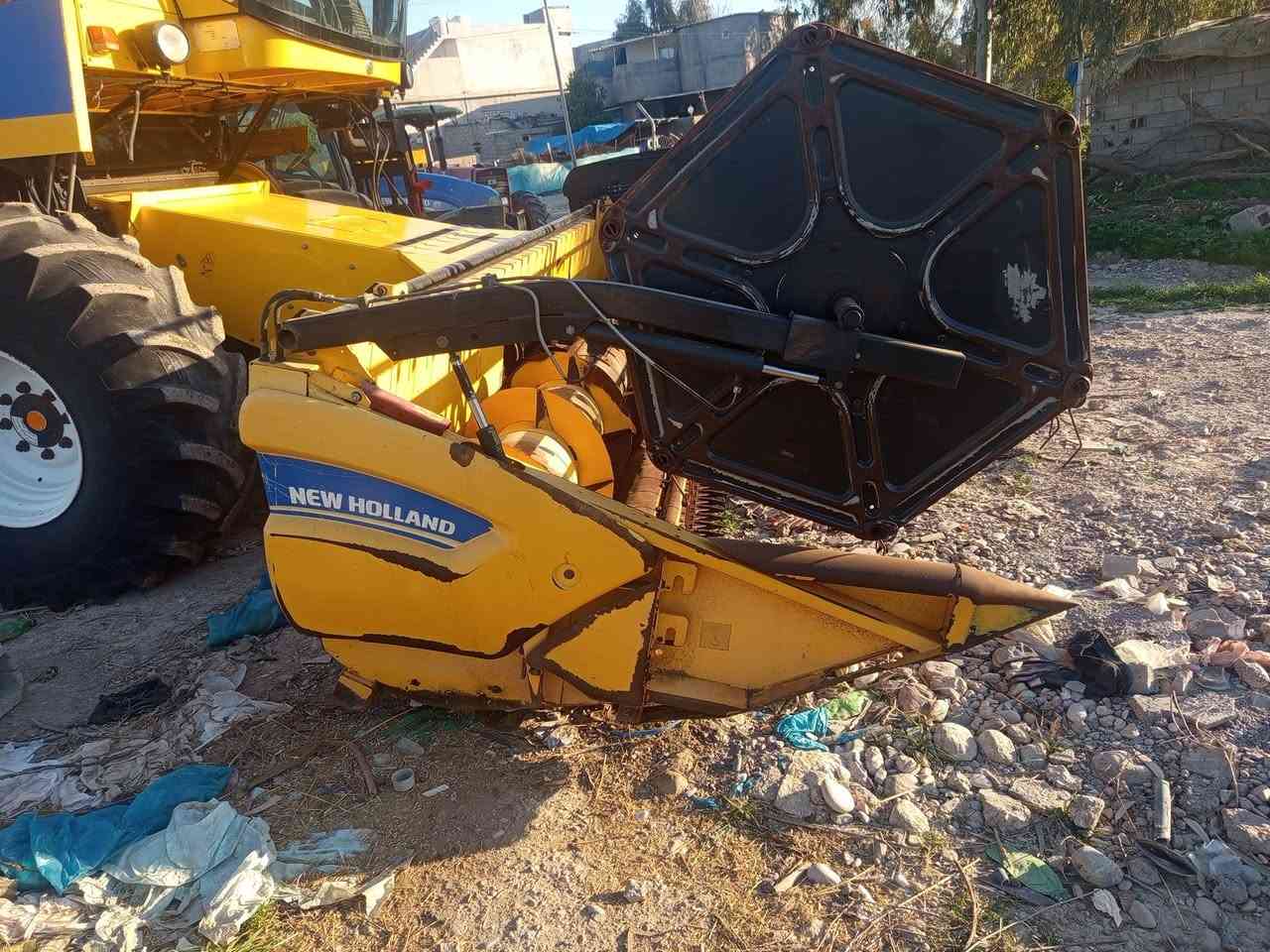 سلام علیکم لبیع حاصودة مودیل ٢٠١٣ مسلف عندي وکالة راعي مشتغل ١٨٠٠  محرك گیر أکسل مامفتوح فقرات مامفتوح کفالة رقم أتصال ***********
