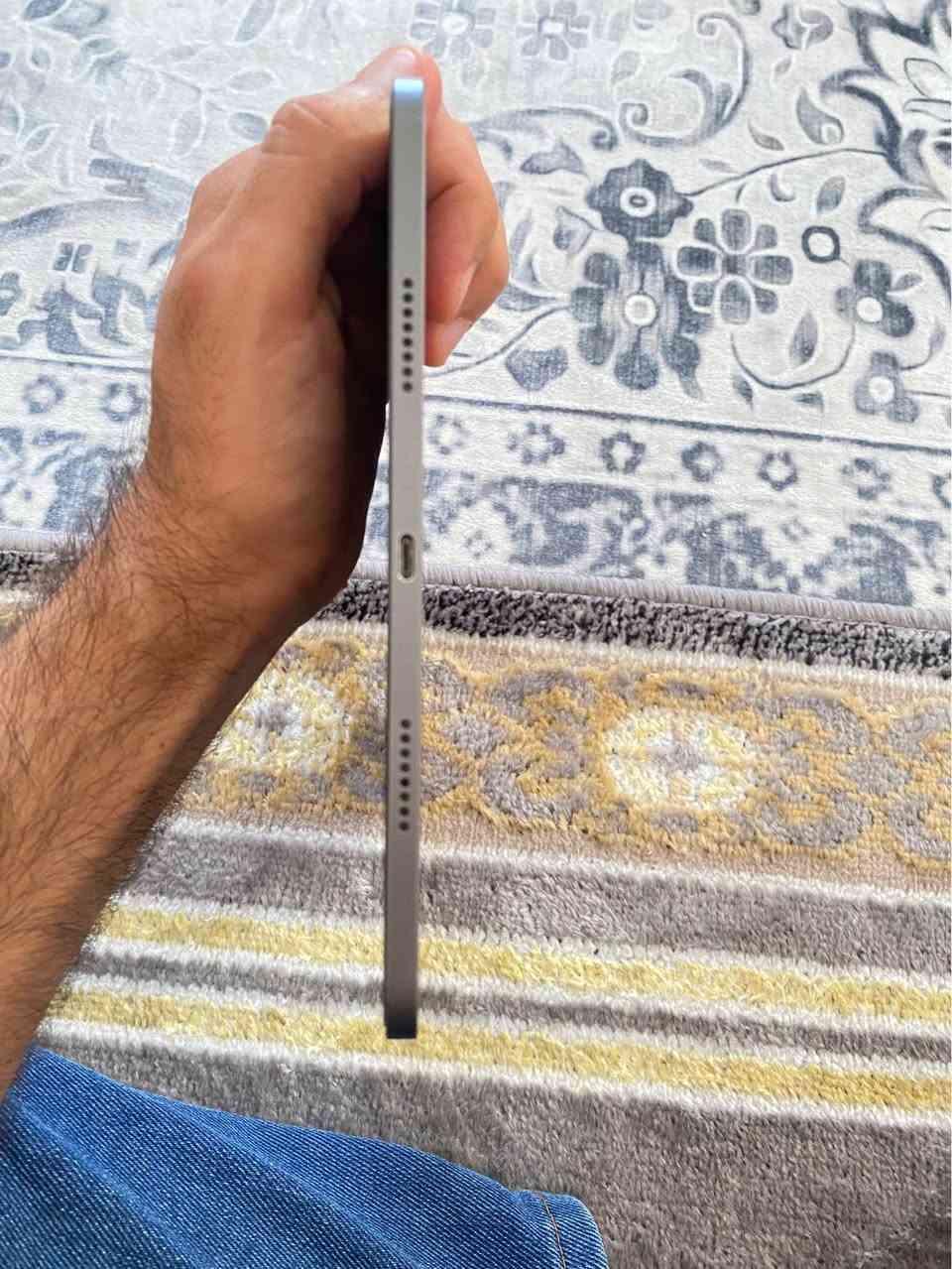 للبيع ايباد 11 برو، M1، بطارية 90‎%‎، الجهاز نضيف كلش وما مفتوح، استخدام طالب 
عنواني كربلاء 
للتواصل *********** كربلاء, العراق
