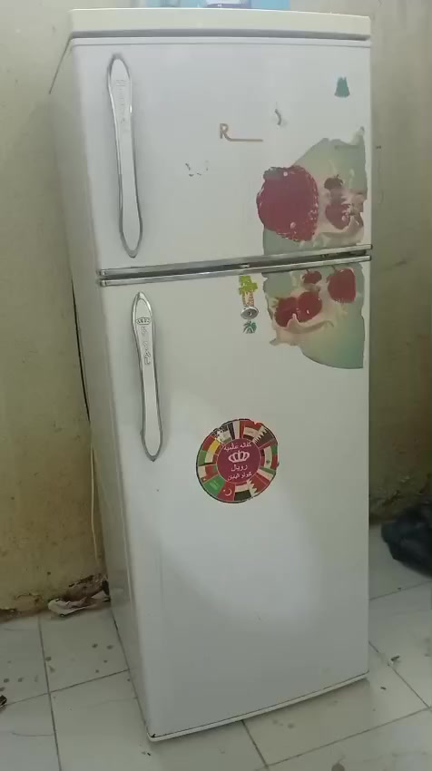 ثلاجه شرط شغل تجميد ضمان وعلي 
ابد ابد ما داخله تصليح 

ب 100. بيهي مجال بسيط


**إذا كنت صاحب هذا الإعلان وتريد حذفه لأي سبب، رجاءا أرسل رسالة إلى الدعم الفني**