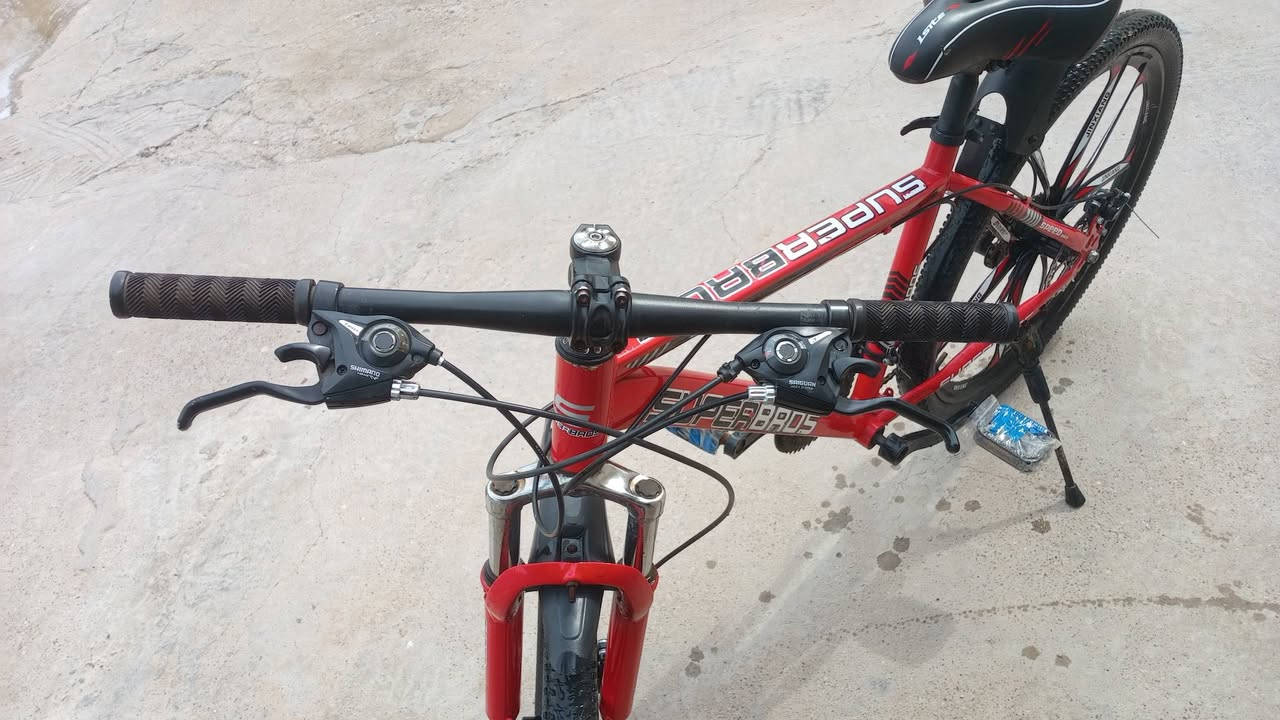 السلام عليكم بايسكل صيني جديد السعر 100 هذا رقم الهاتف في واتساب
***********
