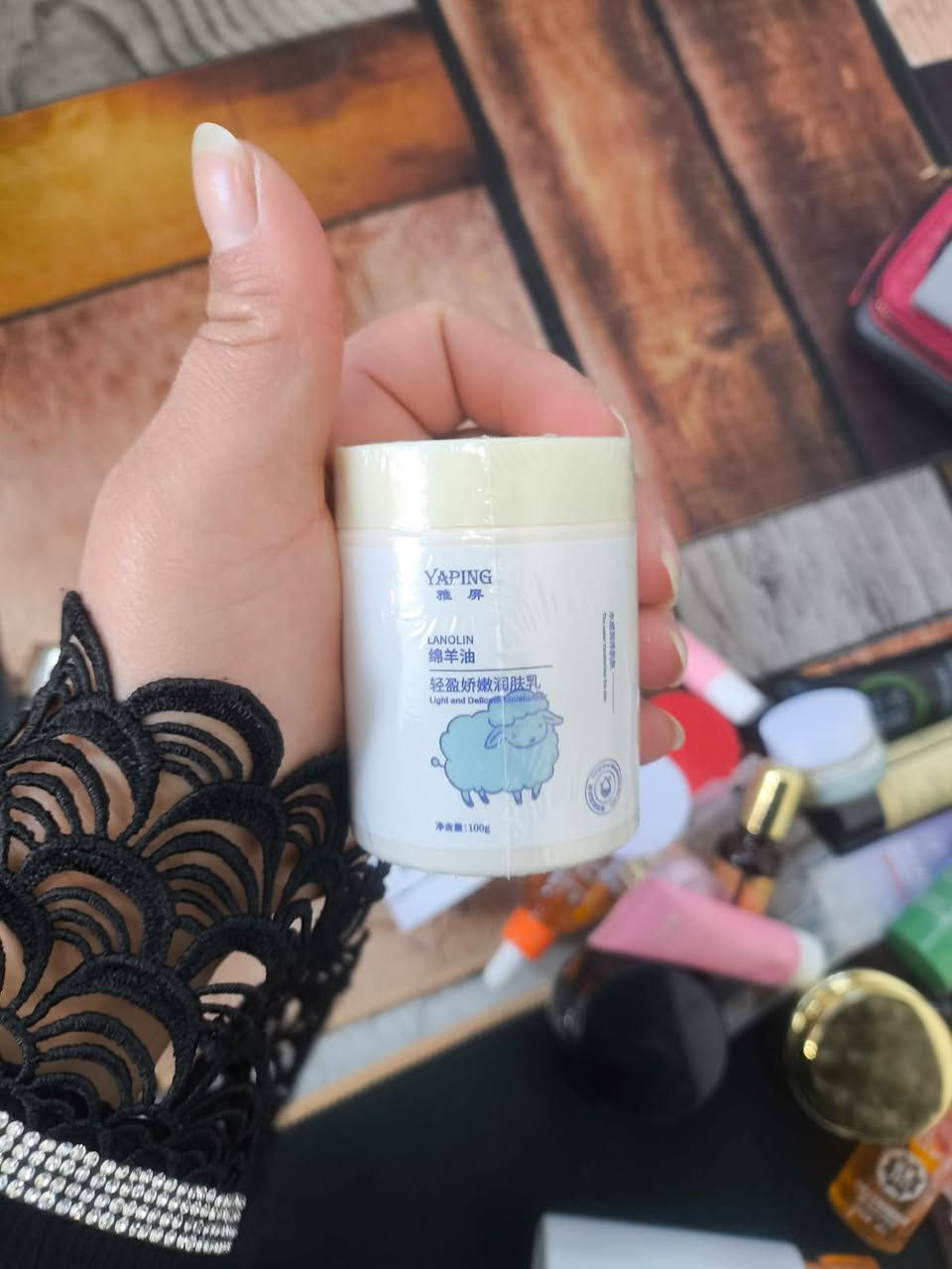 مجموعه العنايه بالبشره 
التفاصيل اسفل كل منتج 
الاسعار نار بلاش بنات متوفر توصيل لكل محافظات العراق ٣ الف


**إذا كنت صاحب هذا الإعلان وتريد حذفه لأي سبب، رجاءا أرسل رسالة إلى الدعم الفني**