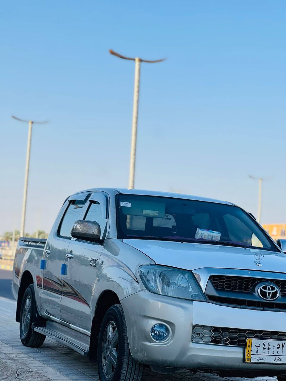 سسلام عليكم تيوته هايلكس موديل 9 شاصي 19 كير عادي ستفسار ع هاذ رقم ***********
