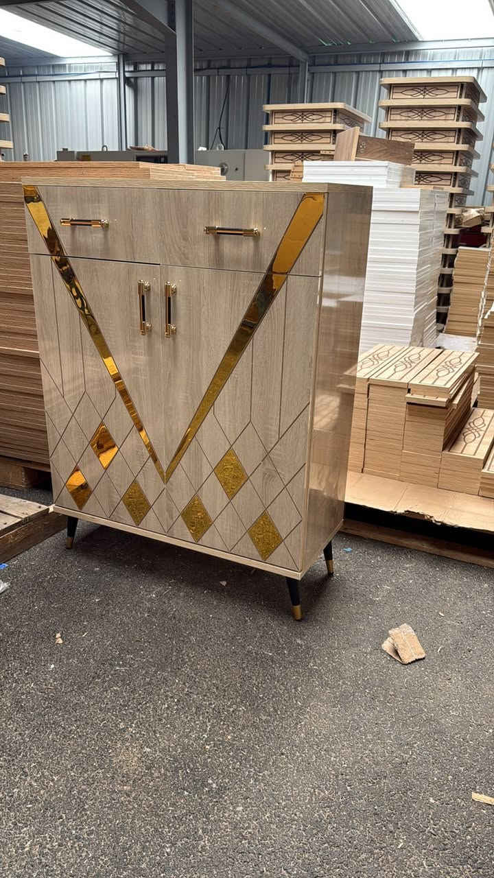 بلاكار الأحدية موديلات أنيقة ومتنوعه التمن يتغير حسب القياس 👇
العرض.:120 متر
العلو :100متر 
التمن: 1450

العرض: 80 سنتيم 
العلو: 100 متر
التمن :1150 
توصيل مجاني


**إذا كنت صاحب هذا الإعلان وتريد حذفه لأي سبب، رجاءا أرسل رسالة إلى الدعم الفني**