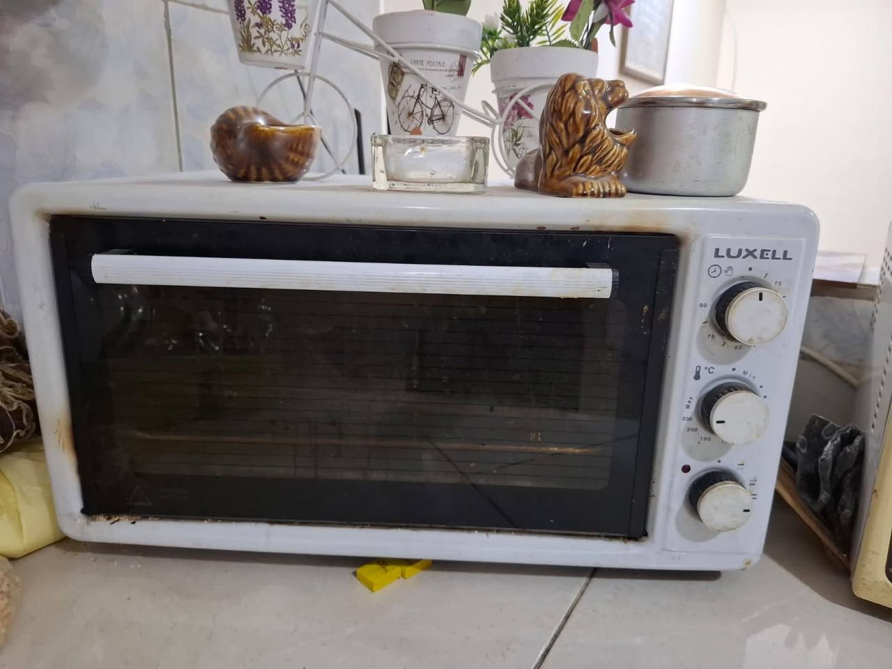 أغراض مستخدمه للبيع
الثلاجه 100
فرن25
كازنتر 100
طباخ100
المكان الأعظمية شارع عمر
اني مكلف بالنشر للاستفسار ***********
