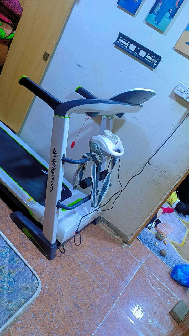 جهاز جري للبيع نضيف مستعمل 4اشهر ونص استخدام شخصي نضافة 100 زلق مابية كسر كارتون مكفول يتحمل وزن 180السعر 650 المكان بصرة قبلة
رقم وتساب ***********
***********
