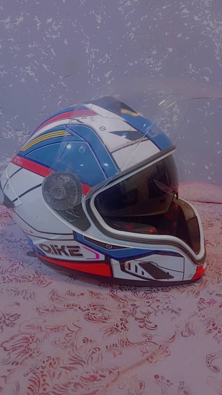 خوذه اصليه مستخدمه 3اشهر بعدها جديده سعرها 60وبيها مجال مكاني بصره النجيبيه قرب جسر خالد
***********
