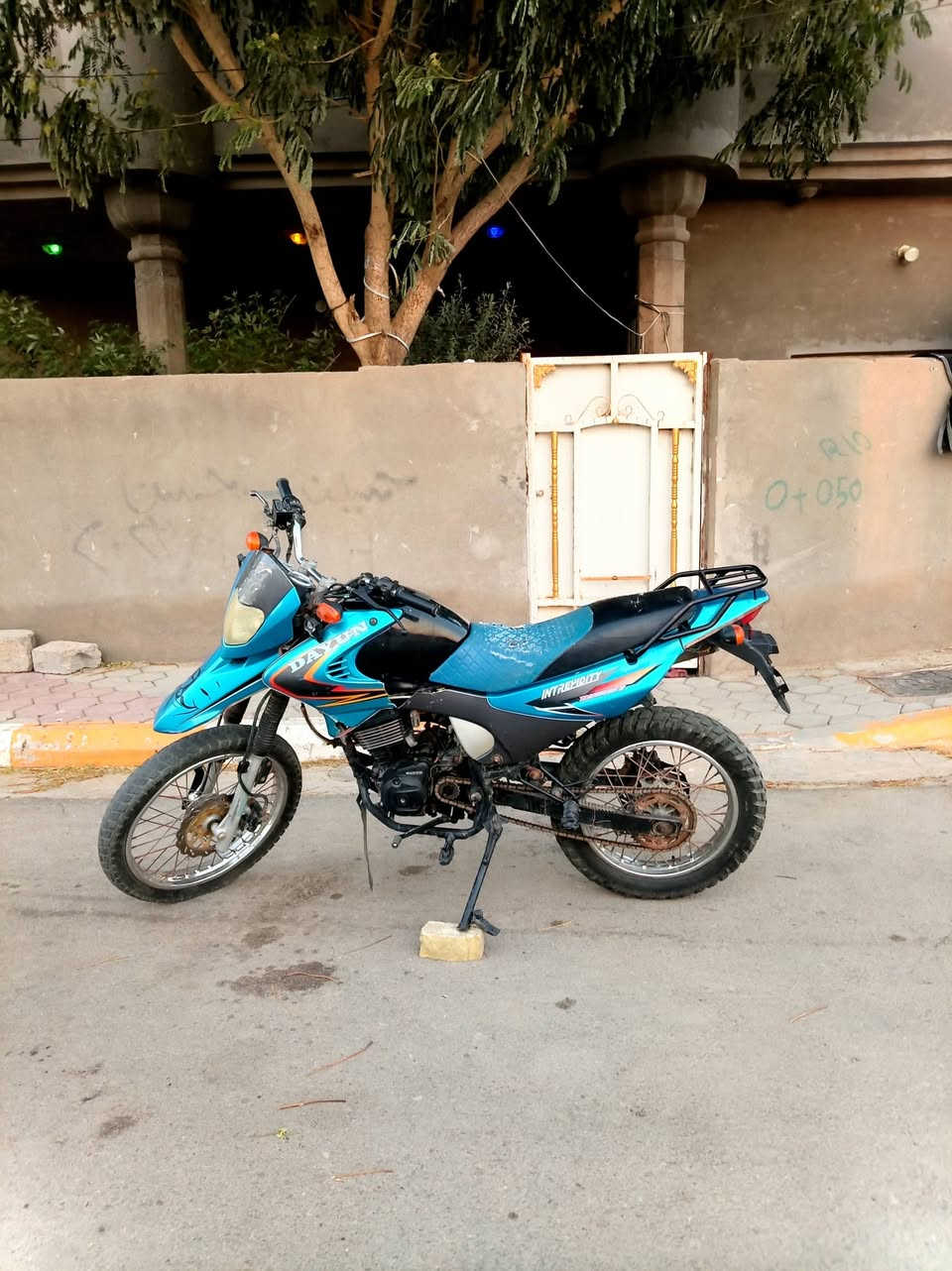 للبيع
قفاز صيني 

موديل 2019

دراجه نضيفه

ما تصرف عليها ربع

سعر 675 وبيها مجال

خاص مفتوح

كوت/ دجيلي 

***********
