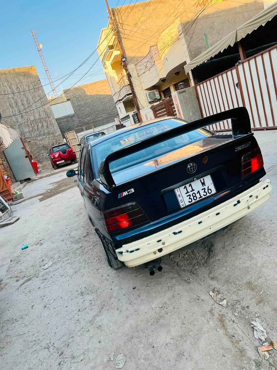 السلام عليكم
BMW E36 325i للبيع فقط 

باسمي تحويل ثاني يوم 
موديل 1992
مكاني بغداد 
عليها كت M كامل 
دعامتيه الخلفيه M موجوده نفس لون السياره 
صبغ جديد جماليه 
كير كفاله و المكينه بيه تبخير شغاله طبيعي تنقيص قليل جدا ما مأثر على عزم السياره 
نقوصات تبريد و البور ستيرن ثقيل أتوقع يحتاج تجفيت 
 

اخوان السياره كلش حلوه ونصبته حلوه وسعره مناسب بل نسبه لهيج نضافه سعر 39 وبيه مجال للشراي مو شراي لا تتصل 

***********
