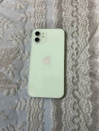 آيفون ١٢ • ١٢٨ جيجا • بطاريه ٧٩%