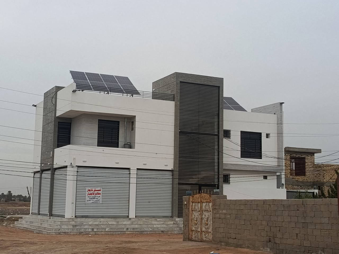 📢 إعلان للإيجار – بابل / الحلة
#للعوائل و #الطلبة
#بناء_حديث
#غير_مؤجر_سابقاً
🔹 مشتملات – شقق – محلات تجارية
✨ المواصفات والخدمات:
⚡ كهرباء 24 ساعة
🚰 ماء متوفر
♻️ خدمات متكاملة (ماء، كهرباء، مجاري منفصلة)
🚪 مداخل مستقلة
🪨 أرضيات مرمر
🧱 جدران بورسلين
🚪 أبواب خشب صاج
🚿 صحيات درجة أولى (تسكا)
💡 كهربائيات نوع KT
🌬️ مجهز بساحبات ومراوح
💧 ماطورات ماء صاعد ونازل
🔥 سخان ماء
📡 منظومة تسليك ستلايت + إنترنت + كاميرات مراقبة
🔐 أبواب قاصة ومدعمة بالحديد
🏗️ شغل درجة أولى
📍 الموقع: الحلة – مقابل مجمع عبد الله عويز طريق حله نجف 
💰 السعر: حسب المساحة والخدمات المقدمة 
للاستفسار أو الحجز يرجى التواصل على 
*********** 
***********
