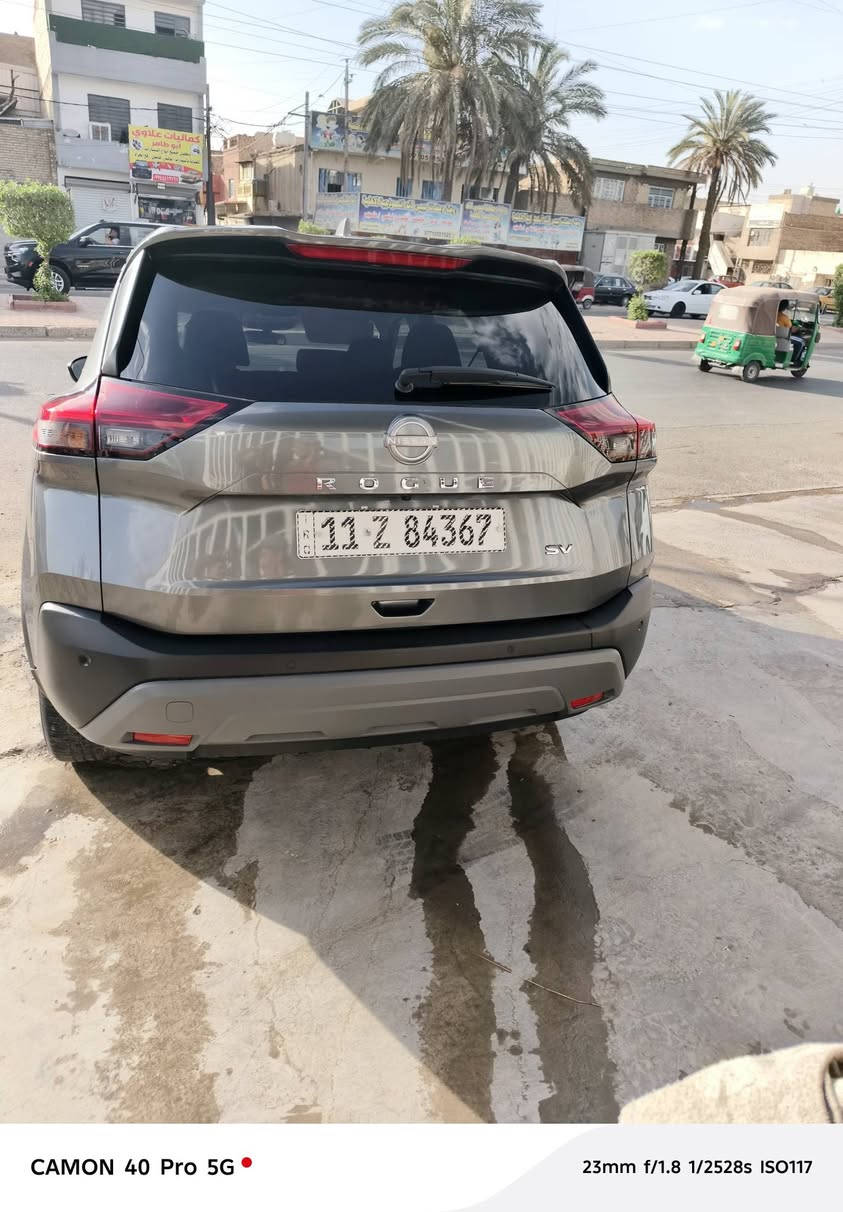 للبيع نسيان روج موديل 2023
وارد امريكي ماشية 25 الف 

مواصفات (نص فول  ) رقم بغداد جديد باسمي

قطعة تبديل وصبغ وحدة بنيد فقط

بدون ايرباك 

السيارة جاهزة من كلشي

السعر 165$

مكانها بغداد البلديات 

الهاتف ***********
