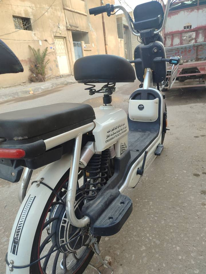 باسكل شحن كله شغال 5باتريات جديد ضمان بي تاير جوبلس حجم 20 كربلاء حي رمضان السعر 375بي مجال *********** كربلاء, العراق
