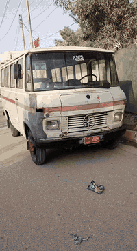 وين الايدور رخيص
موجوده شمعيه موديل 74 
جاهزه لشغل محرك اصلي 
كير بتره أكسل طافي 
كهربائيات كله شغاله 
سياره تخم تاير
السعر/اتصال على هاذ رقم 
***********
