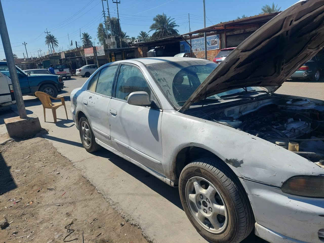 ميسوبوشي كلنت موديل 2000
تدفئة و تبريد فول
تخم تاير جديد
كير و محرك نظيف ضمان
السياره ناقصها ارفيو فقط
السياره طرف ثالث 
السعر 20 و بيها مجال 
التواصل على هذا الرقم فقط
***********
