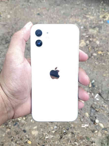 للبيع ايفون 12 دبل سيمكرت مكفول
ذاكره 128 
بطاريه 83
السعر 370 وبي مجال قلليل 
مكان كوت 
***********
