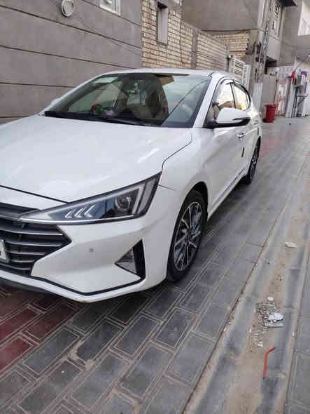 سلام عليكم البيع مديل 20 كفاله فقط كارت بيه خليجي مكاني طوريج *********** السعر 75 او بيه مجال قليل
