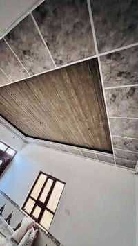 بسم الله الرحمن الرحيم   يوجد كادر عمل سقوف و صبغ و ديكوات بلازمه جبس ...