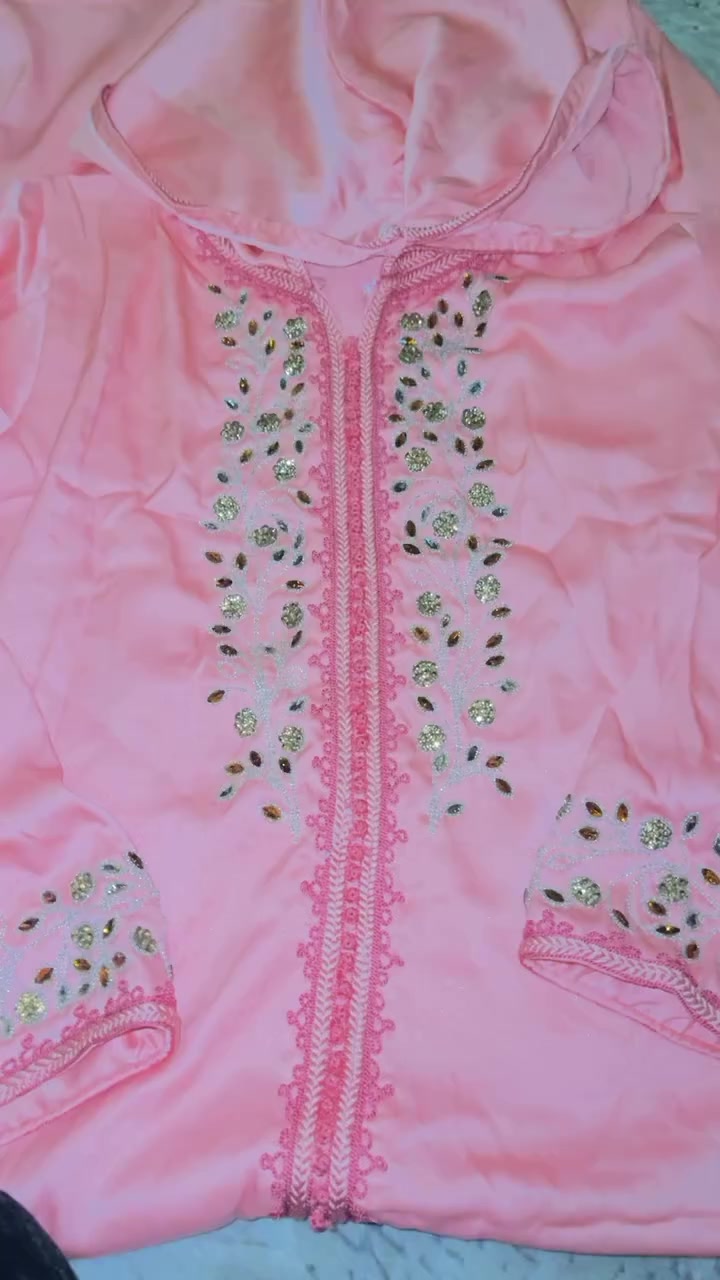 للبيع جديدات وخامتهم تجننن ماخذتهم من خارج العراق ،، الجاد بالشراء فقط يراسلني


**إذا كنت صاحب هذا الإعلان وتريد حذفه لأي سبب، رجاءا أرسل رسالة إلى الدعم الفني**