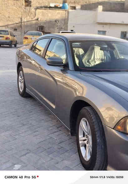 سلام عليكم 
للبيع جارجر مديل 2012 كلين رقم بغداد تحويل مباشر
سياره مكوفوله عده باب السايق مرشوش كلير بدون فتح
بجم كبس كير ومكينه مكفولات محرك هسه شاده جديد ما مفتوح مال كصه تخم تاير جديد صدر امامي خلفي كله جديد هسه مبدل سياره ما بيهة نقص برغي مكان سياره بغداد البلديات سعر سياره   143 بيه مجال بصيط 
رقم ***********
