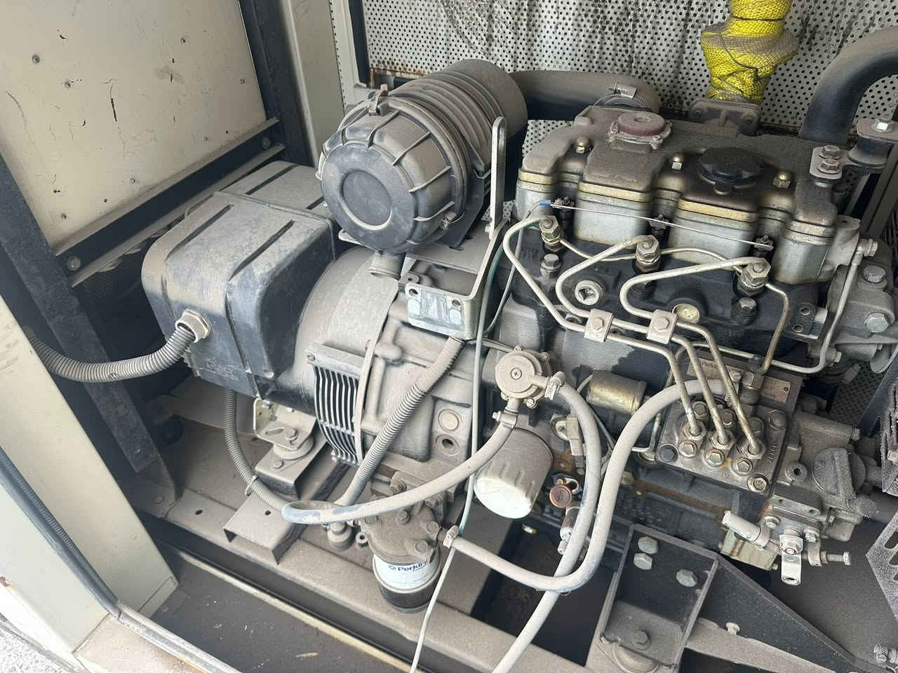 بيركنز بريطاني اصلي
15kv
كاتم فول جبيلي 
3 بستم 
استندر بلادي مامفتوح 
مشتغل شي قليل 
العنوان اربيل الصناعة الجنوبية 
يوجد توصيل لجميع محافظات العراق
السعر 34$ 
***********
