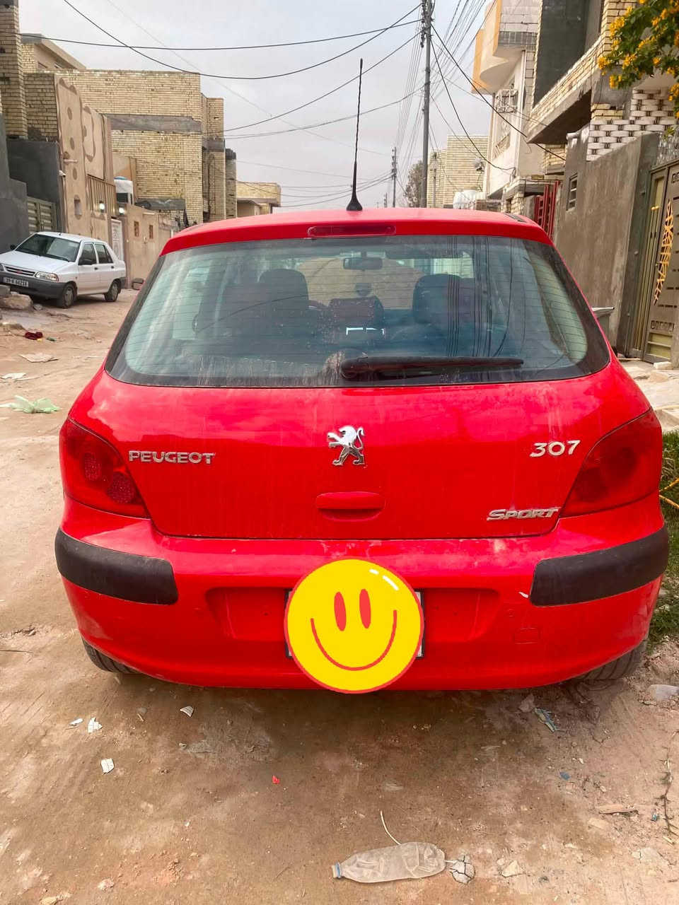 سلام عليكم للبيع بيجو فرنسي 2006رقم بغداد مشروع وطني مكينه كير حداديه مكفولات تبريد شغال السياره مصبوغه حزام اثر جراد مكان السياره كربلاء السعر 52 وبيهه مجال للستفسار *********** فقط اتصال مكلف بل نشرر
