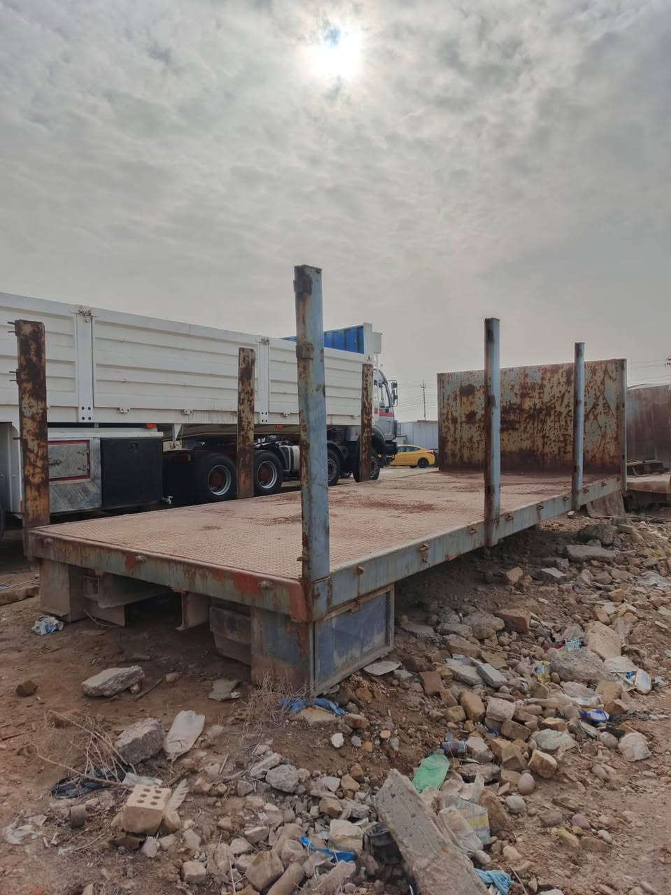 ***********
بدي للبيع طول ٦
العرض مترين ونص 
العنوان بغداد
