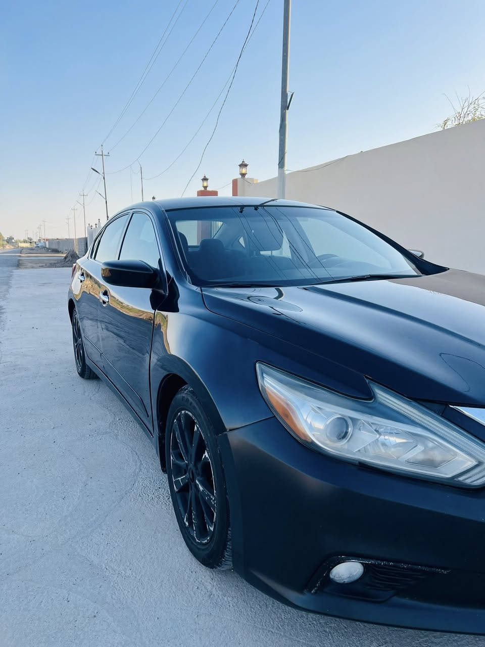 للبيع نيسان التيما 2016
محرك 2.5 اقتصادي وقوي
كير أوتوماتيك CVT
فئة SV
ضررها قطعتين حادث أمريكا موجود بل صور 
ماشيه : 123 ألف ميل 
المواصفات معروفة
السعر: 112 بيها مجال 

الهاتف : ***********
