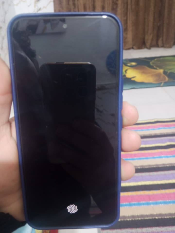 G30 برو
بدون ملحقات 
بوبجي ١٢٠فريم
للبيع أو مراوس
السعر ٢٧٥ قفل 
***********
