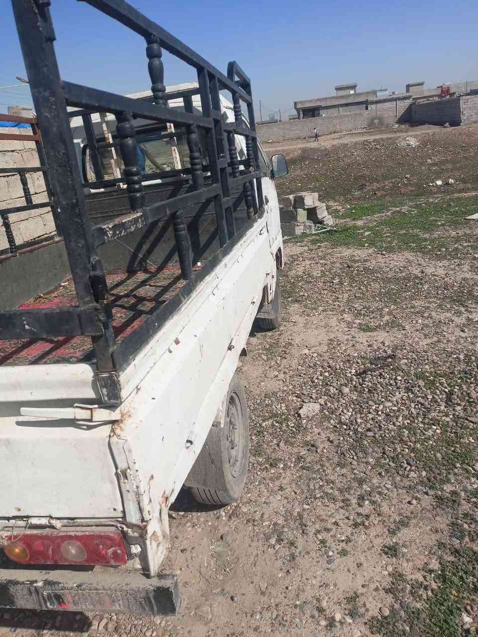 كيه فاو نضيف منيفيس بيها طخه من كدام وسويتها محرك وكير وشاصي وخياس وتواير وباتري وكهربايات شرط السعر 13 العنوان العلم رقم الهاتف ***********
